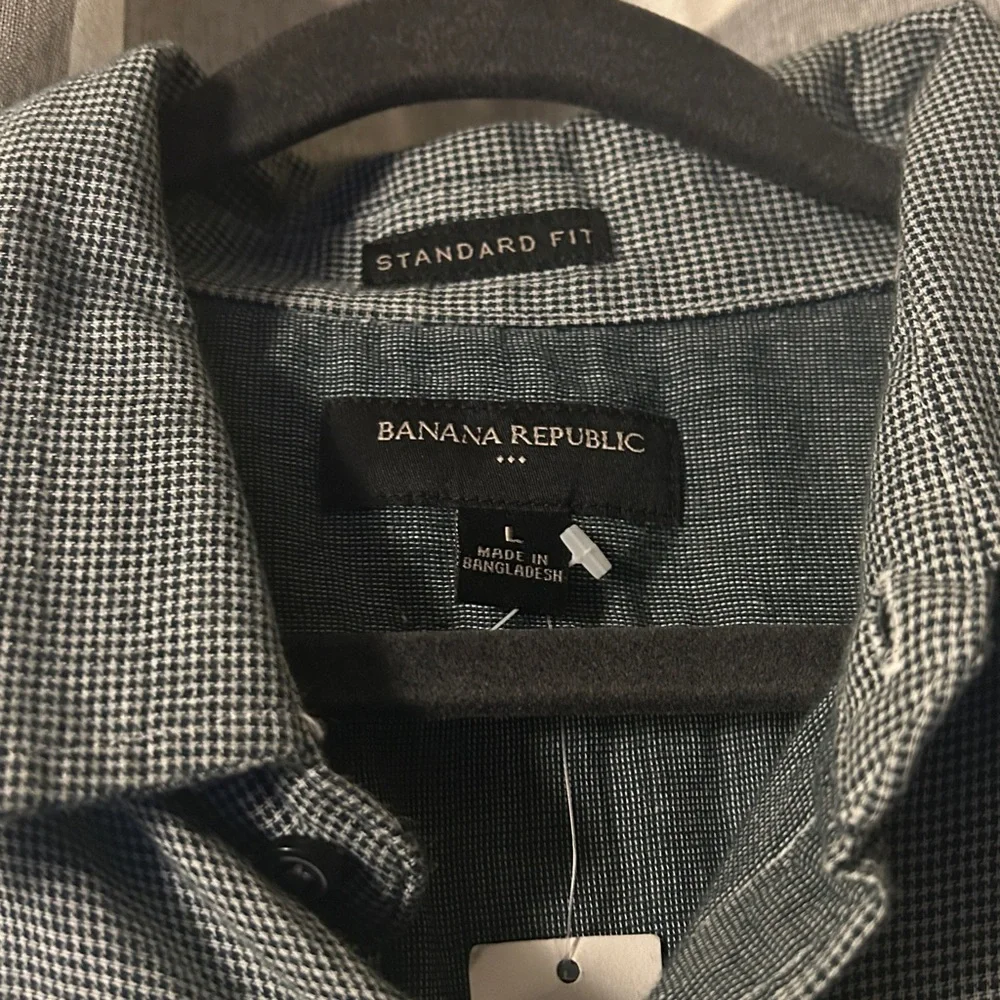 NWTS Banana Republic Men's Short-Sleeve Button-Down Fitted Shirt